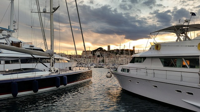 Explorer le Sud de la France en bateau : Les meilleurs endroits pour louer un bateau